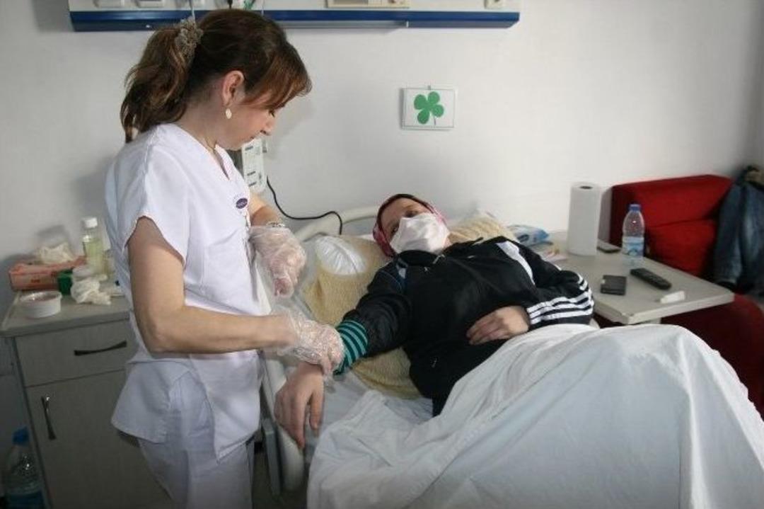 (&ouml;zel Haber) Gelinine B&ouml;breğini Bağışladı