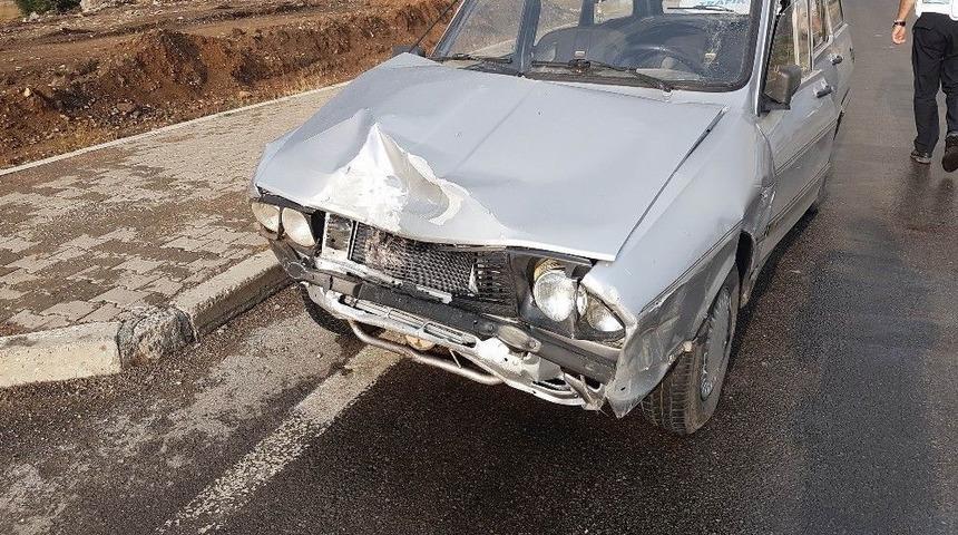 Sivas&rsquo;ta Trafik Kazası: 2 Yaralı