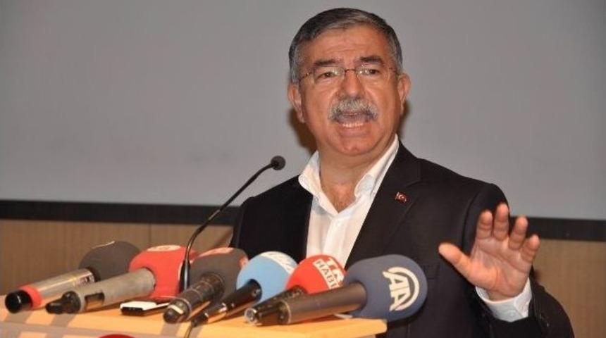Bakan Yılmaz, Cumhuriyet &Uuml;niversitesi&rsquo;nde Temel Atma T&ouml;renine Katıldı