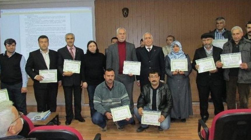 Anaarı Yetiştircileri Ve Arı S&uuml;t&uuml; &Uuml;reticileri Bakanlık Sertifikalarını Aldı