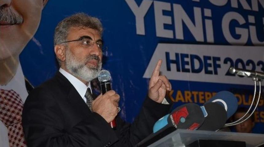 Bakan Yıldız Ak Parti Kartepe İl&ccedil;e Kongresine Katıldı