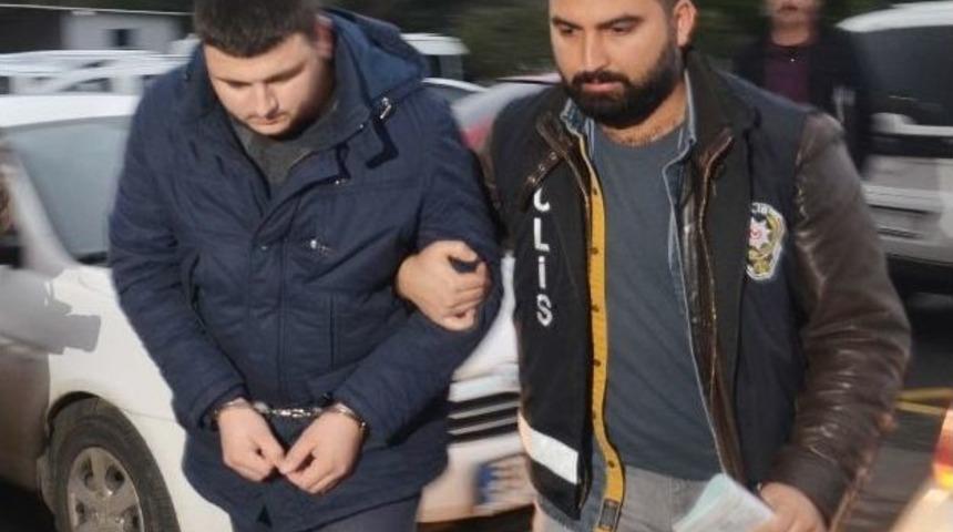 Duyma Ve Konuşma Engelli Babasını Vurup Ka&ccedil;tı