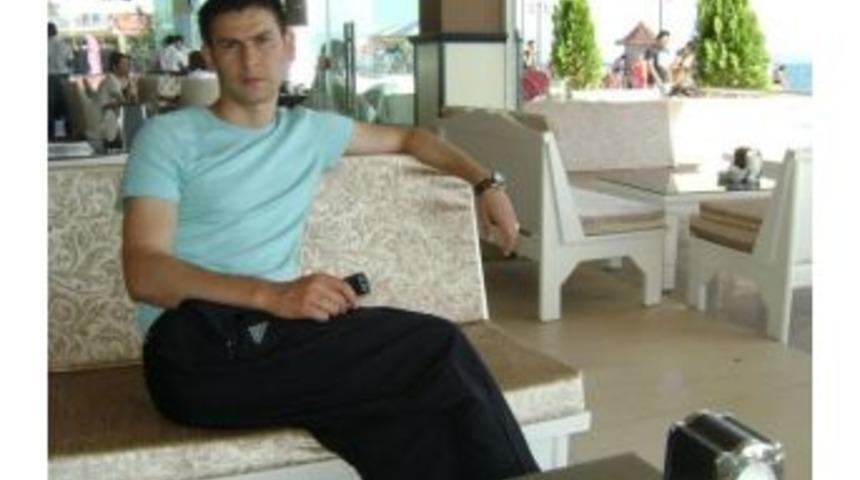 Bı&ccedil;aklı Kavgada Yaralanan &Ouml;ğretmen &Ouml;ld&uuml;