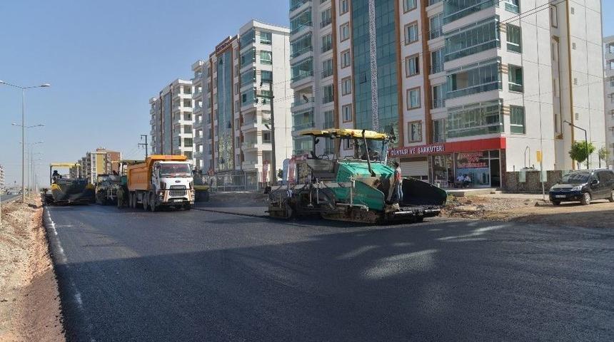 B&uuml;y&uuml;kşehir Belediyesi, Caddelere 304 Bin Ton Asfalt Serdi