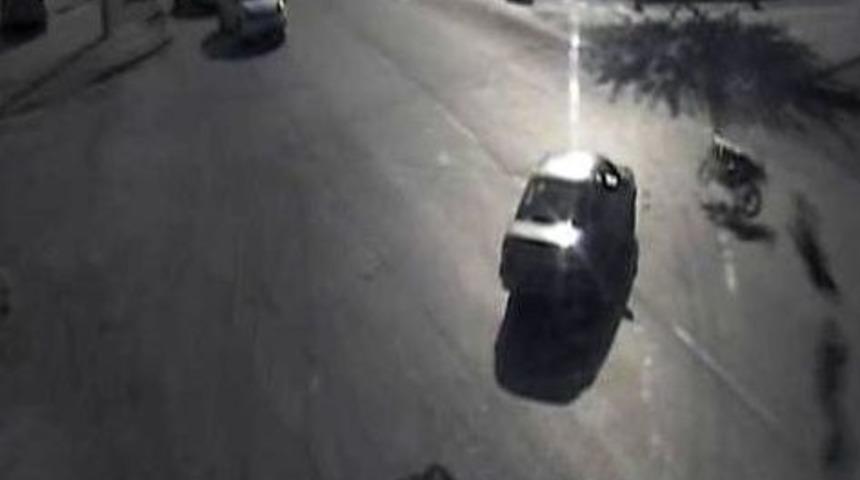 Motosiklet S&uuml;r&uuml;c&uuml;leri Havada Taklalar Attı