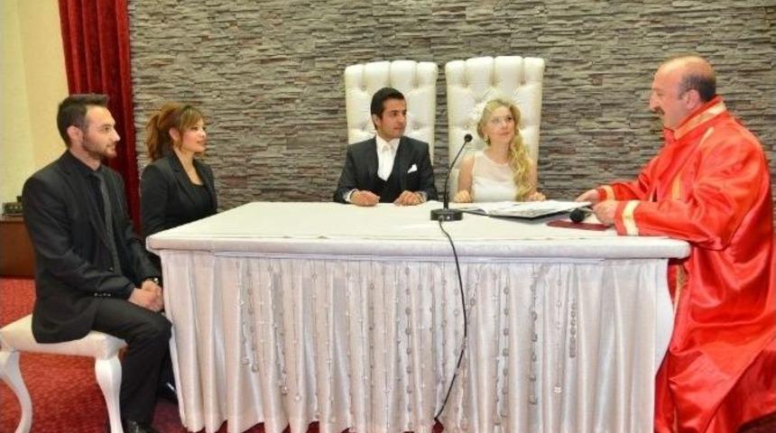 2014 Yılında 3 Bin 950 &Ccedil;ift &rsquo;evet&rsquo; Dedi