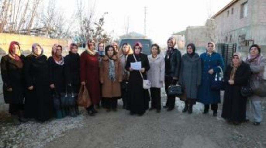 Tuşba&rsquo;da Kadın Cinayetine Tepki