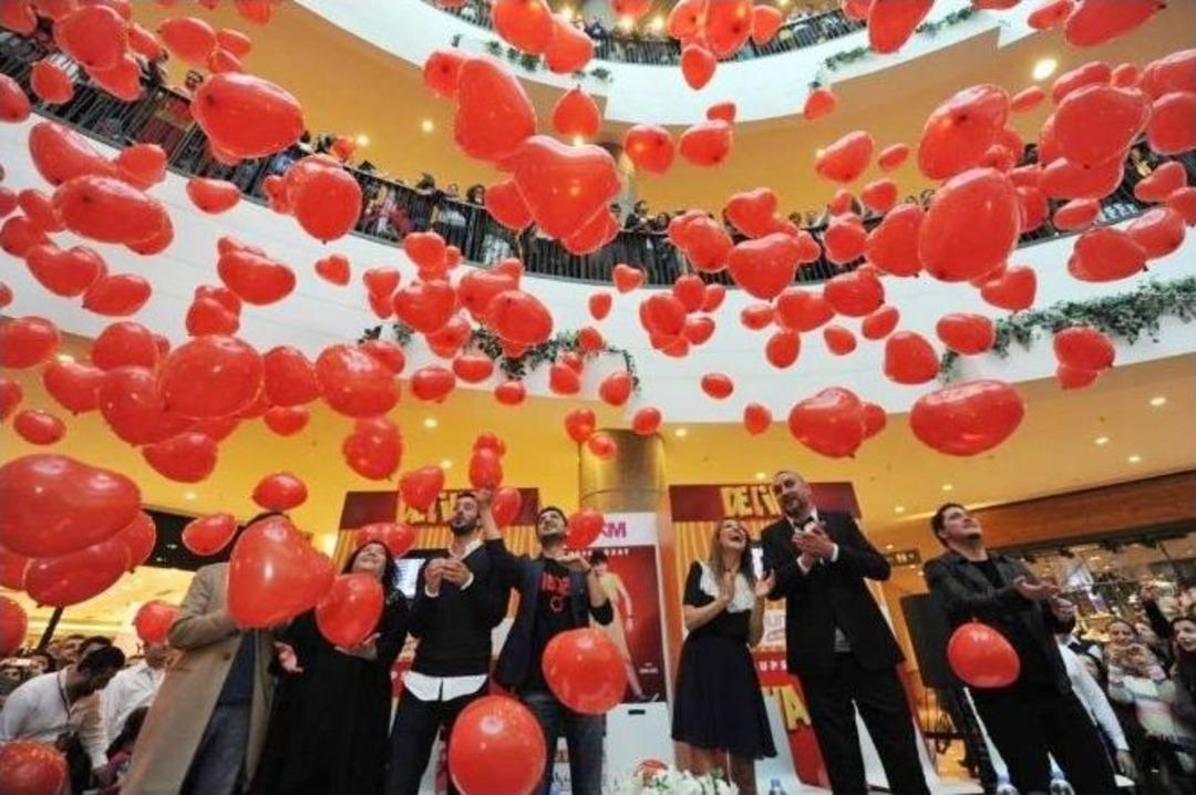 İzmir&rsquo;in Gururu &rsquo;deliha&rsquo;ya Muhteşem Gala