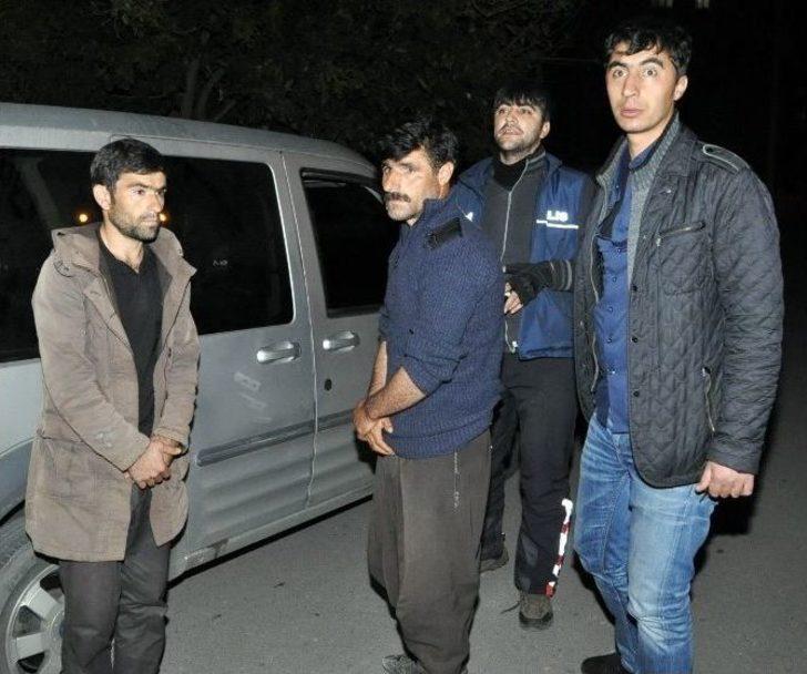 (özel Haber) Römorklu Minibüslere Kaçak Sigara Operasyonu G3