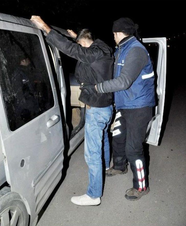 (özel Haber) Römorklu Minibüslere Kaçak Sigara Operasyonu G5