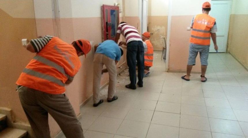 Ceza Fedakarlığa D&ouml;n&uuml;şt&uuml;, H&uuml;k&uuml;ml&uuml;ler Okulları Yeni D&ouml;neme Yetiştirdi