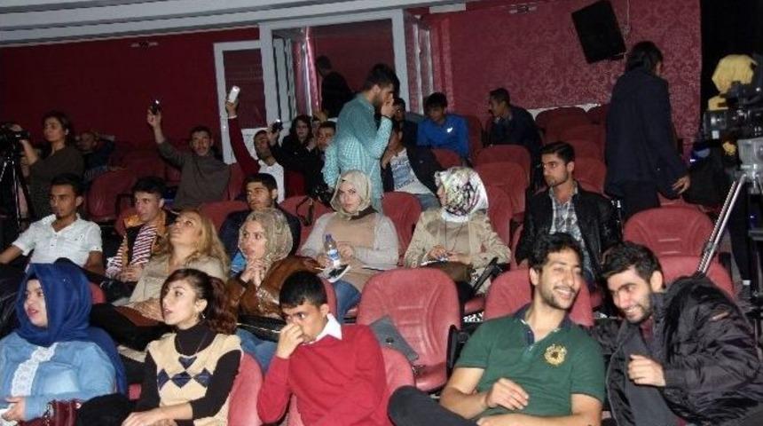 &Uuml;niversite &Ouml;ğrencilerinden Konser