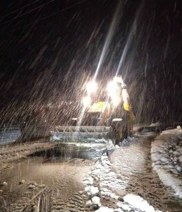 Saruhanlı’da Kapanan Yollar Ulaşıma Açıldı