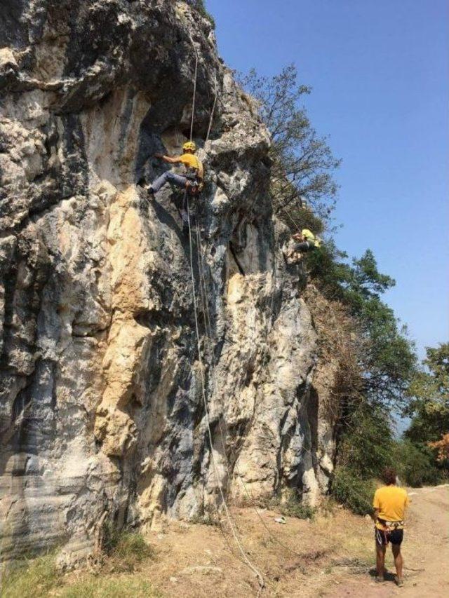 İznik&rsquo;te Kaya Tırmanış Rotaları A&ccedil;ıldı 1