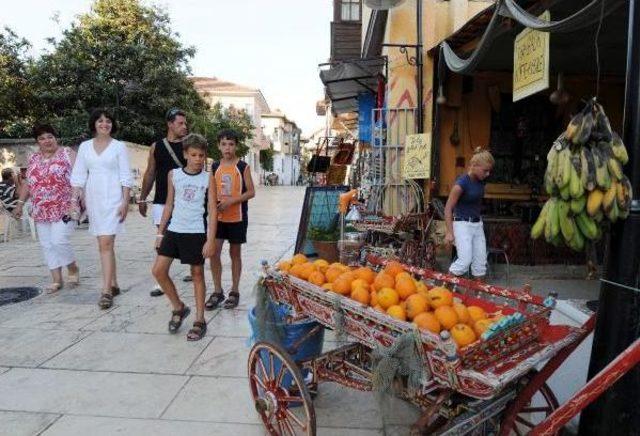 Kalei&ccedil;i ni Ziyaret Eden Turist Sayısında B&uuml;y&uuml;k D&uuml;ş&uuml;ş 2