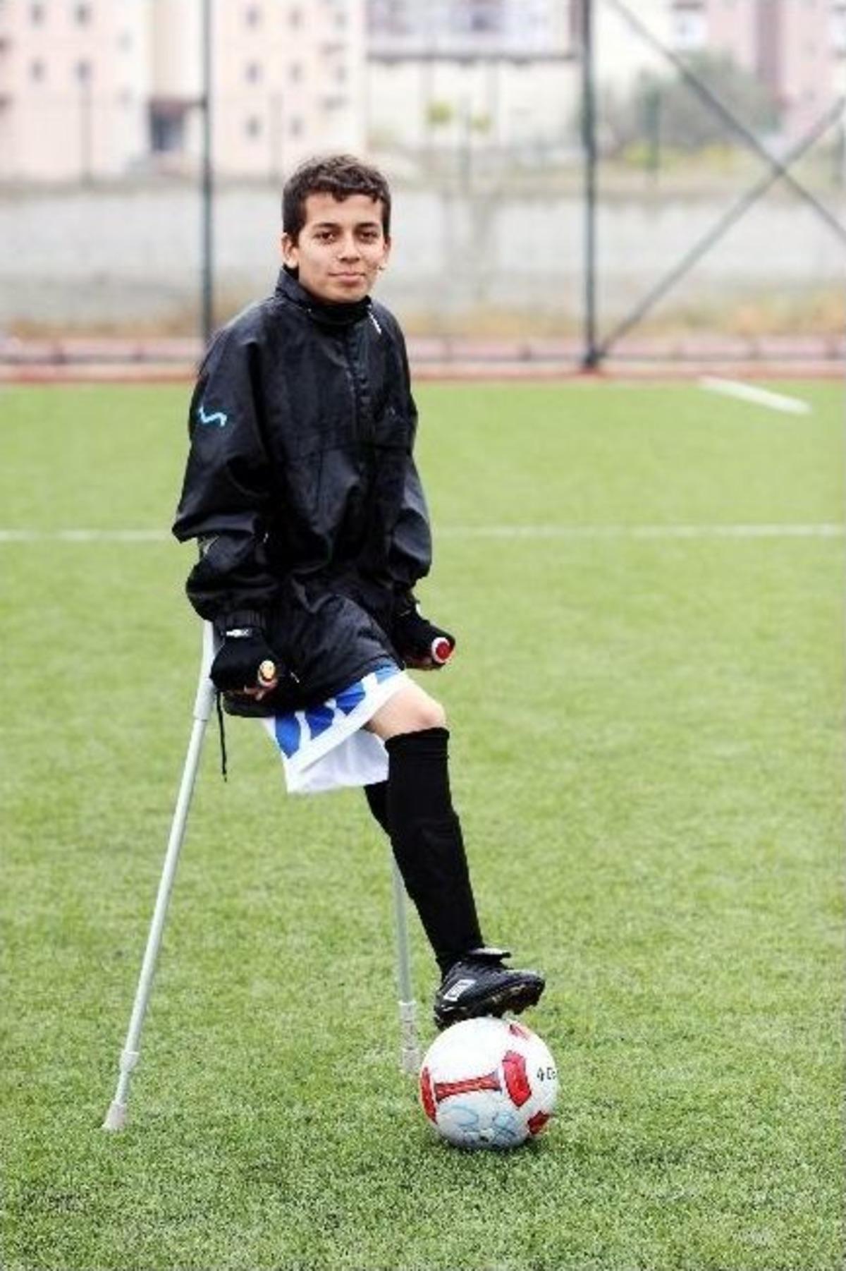 (&ouml;zel Haber) Engelleri Aştı S&uuml;per Lige Koştu