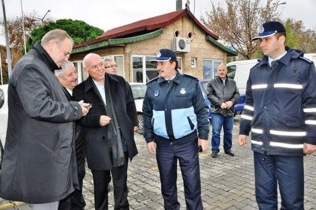 Süleymanpaşa Belediye Başkanı Ekrem Eşkinat, Chp Genel Başkan Yardımcısı Faik Öztrak’a Sahil Projesini Anlattı