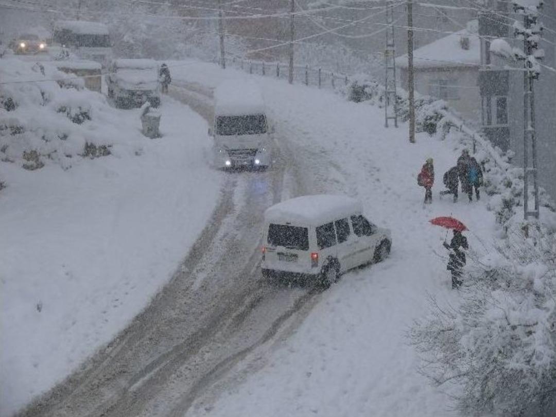Bilecik&rsquo;in Yoğun Kar Yağışı Hayatı Olumsuz Etkiliyor