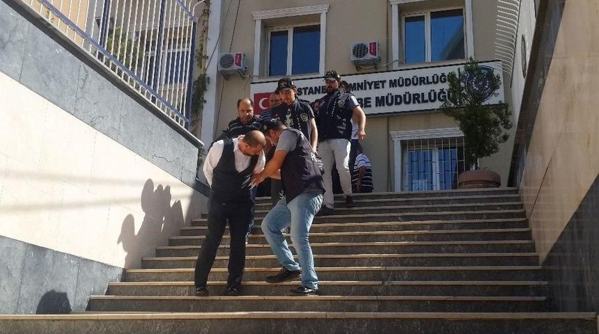 Avm&rsquo;de Şantaj Yaparak Hara&ccedil; Toplayan &Ccedil;ete &Ccedil;&ouml;kertildi