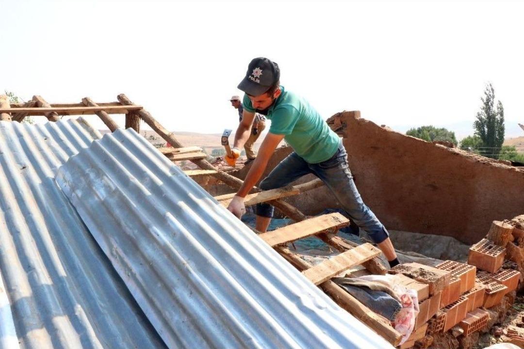 Yozgat&rsquo;ta K&ouml;yl&uuml;ler Yaralarını Kendileri Sarıyor