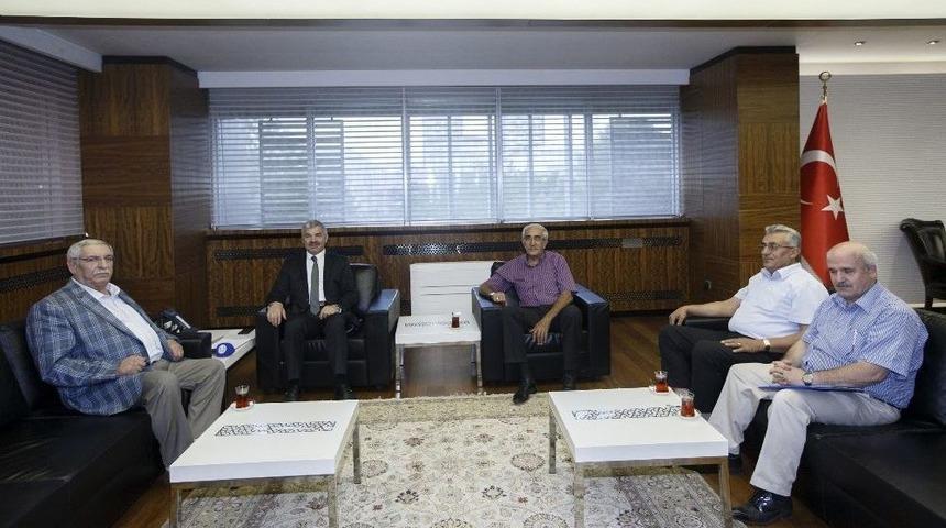 Başkan Mustafa &Ccedil;elik, Milli Bağları G&uuml;&ccedil;lendiren Organizasyonların İ&ccedil;inde Olacaklarını S&ouml;yledi