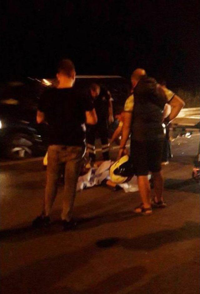 Otomobille &Ccedil;arpışan Motosikletli &Ouml;ld&uuml; 2