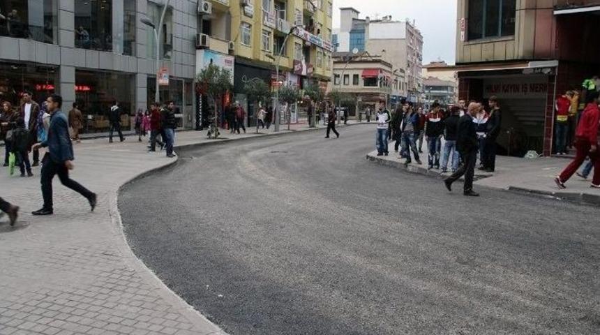 Nuri Bayar Caddesi Asfaltlandı