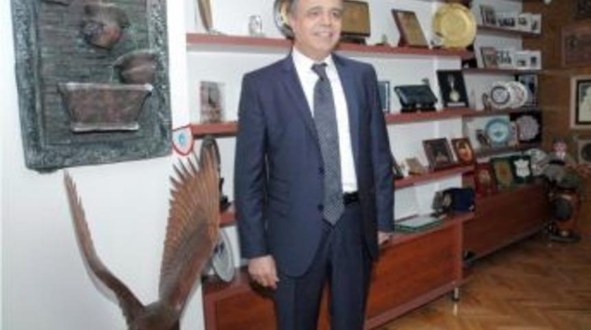 Iuc Başkanı Azizoğlu: &ldquo;2015 Yılı İslam D&uuml;nyasının Barış Ve &Ouml;zg&uuml;rl&uuml;k Yılı Olsun&rdquo;