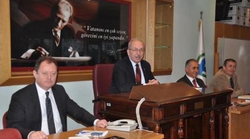 Tekirdağ B&uuml;y&uuml;kşehir Belediye Başkanı Kadir Albayrak: "yeni Yılda Hizmete Hazırız"