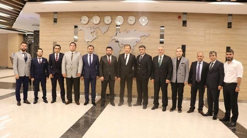 16. Meslek Komitesi İ&ccedil;in Adaylığını A&ccedil;ıkladılar