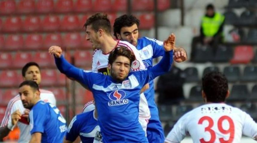 Gaziantep B&uuml;y&uuml;kşehir Belediyespor-Sivasspor:1-2 (T&uuml;rkiye Kupası)