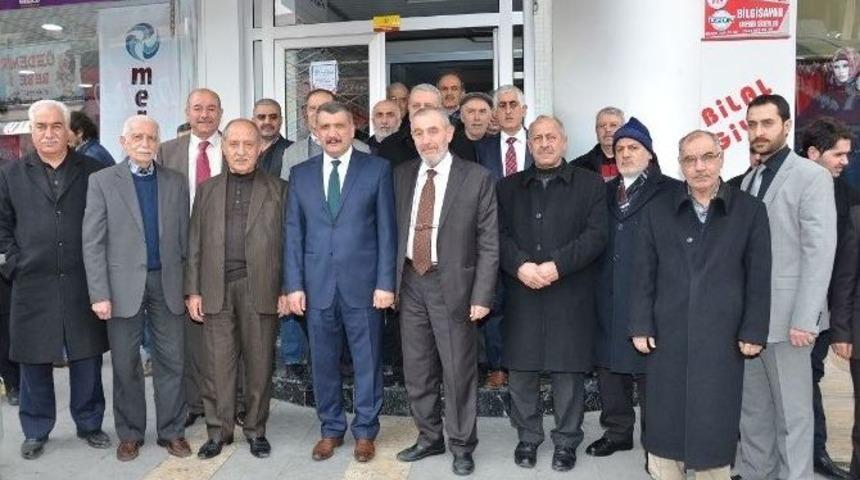 Başkan Selahattin G&uuml;rkan, Esnaflarla İstişare Toplantısı Yaptı