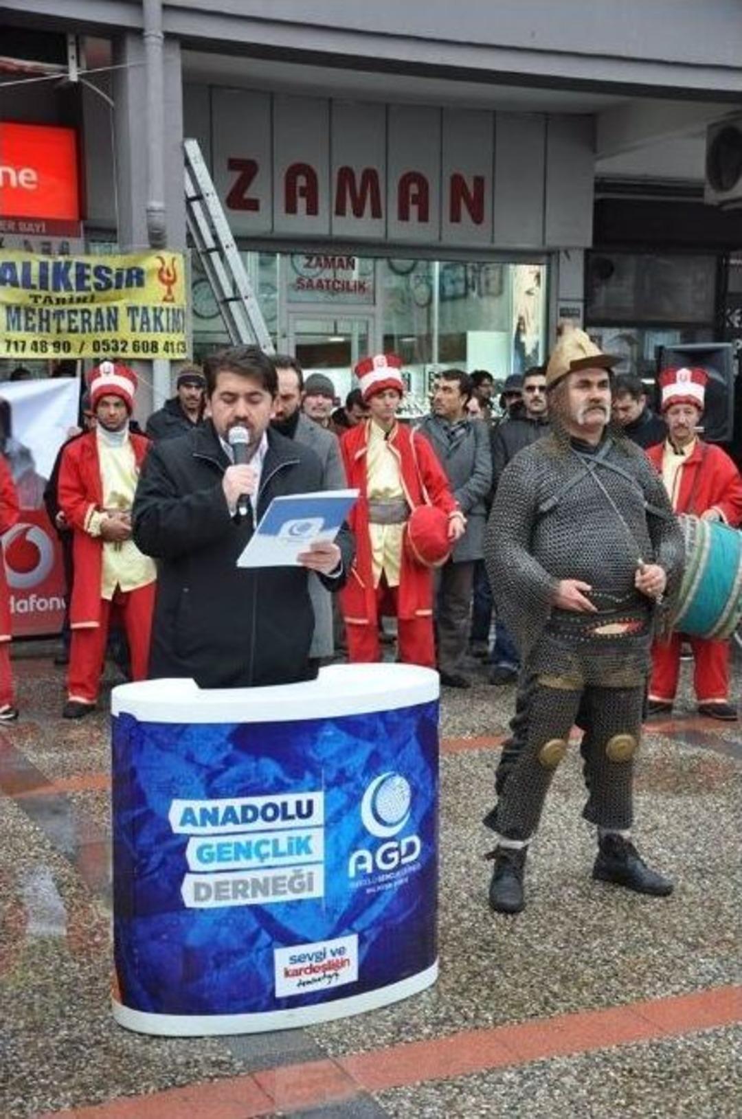 Anadolu Gen&ccedil;lik Derneği Mekke&rsquo;nin Fethini Kutluyor