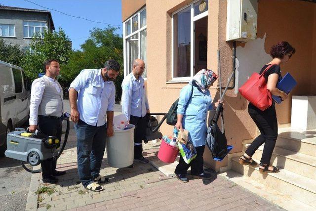 Pendik Belediyesi’nden Yaşlıların Yüzünü Güldüren Hizmet