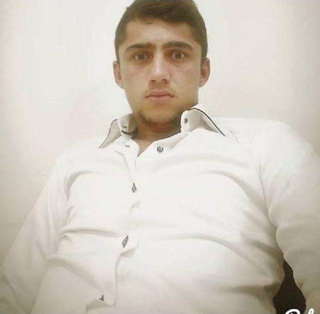 Denizli de 2 Gen&ccedil;, Uyuşturucudan &Ouml;ld&uuml; 3