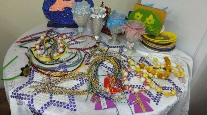 Engelliler Takı Tasarımla Hayata Tutunuyor