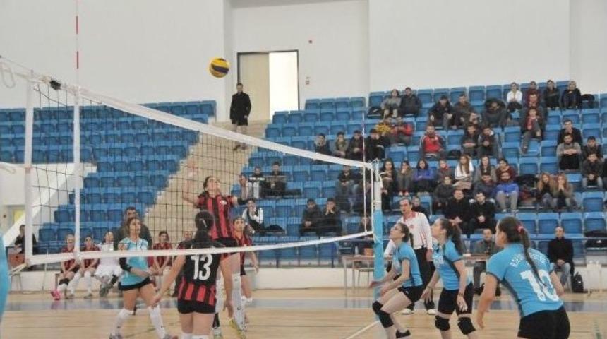 &Uuml;nilig&rsquo;de İlk Yarı Sona Erdi