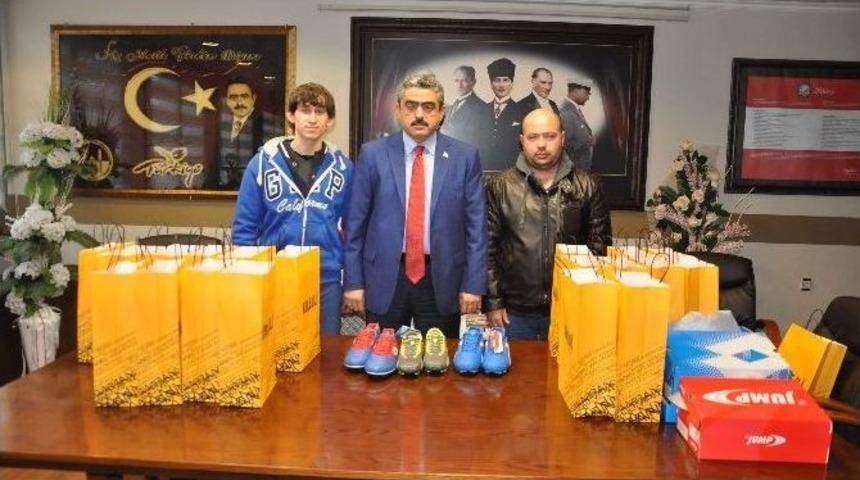 Başkan Alıcık&rsquo;tan İşitme Engelli Sporculara Destek