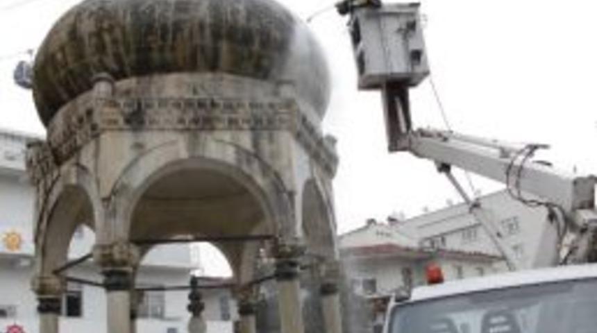 Osmanlı Yadigarı Şadırvan Temizlendi