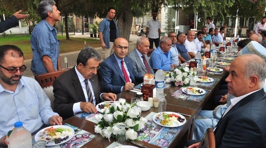 Vali Demirtaş: "ahilik, Sahiplenmemiz Gereken &Ccedil;ok &Ouml;zel K&uuml;lt&uuml;r&uuml;m&uuml;zd&uuml;r"