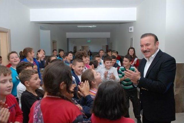 Başkan Doğan Dr Ferdi Koçal İlkokulunu Ziyaret Etti 1