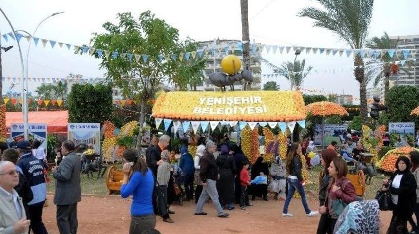 Yenişehir Belediyesi Festival Standında Projelerini Tanıttı