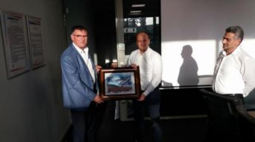 Başkan Duymuş, Fabrika M&uuml;d&uuml;rleriyle Bir Araya Geldi