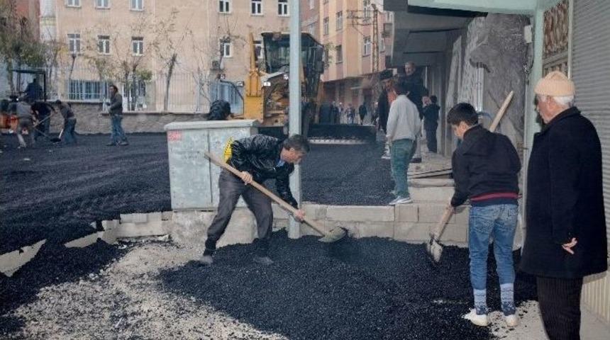 Hakkari Belediyesi&rsquo;nden Asfalt &Ccedil;alışması