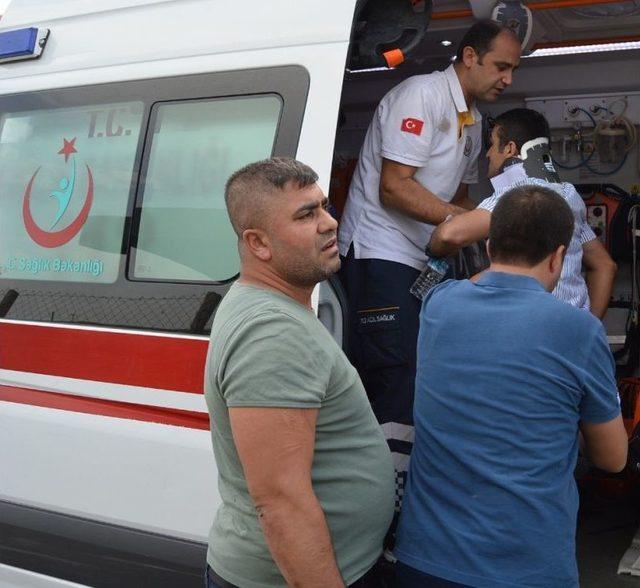 Akıl Hastası Sevki Yapan Ambulans Devrildi