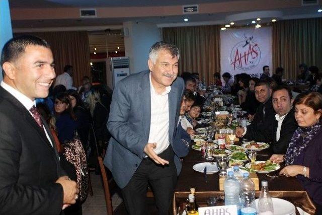Karalar Ahas&rsquo;ın Geleneksel Yemeğine Katıldı 1