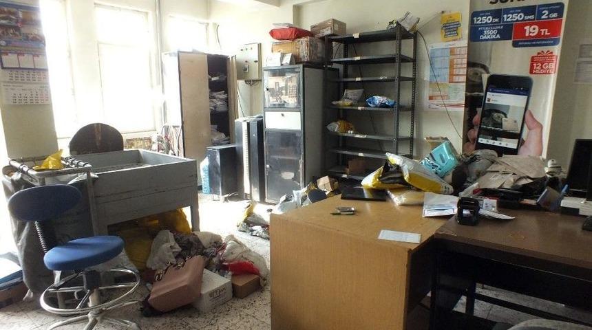 Ptt Şubesinde Hırsızlık