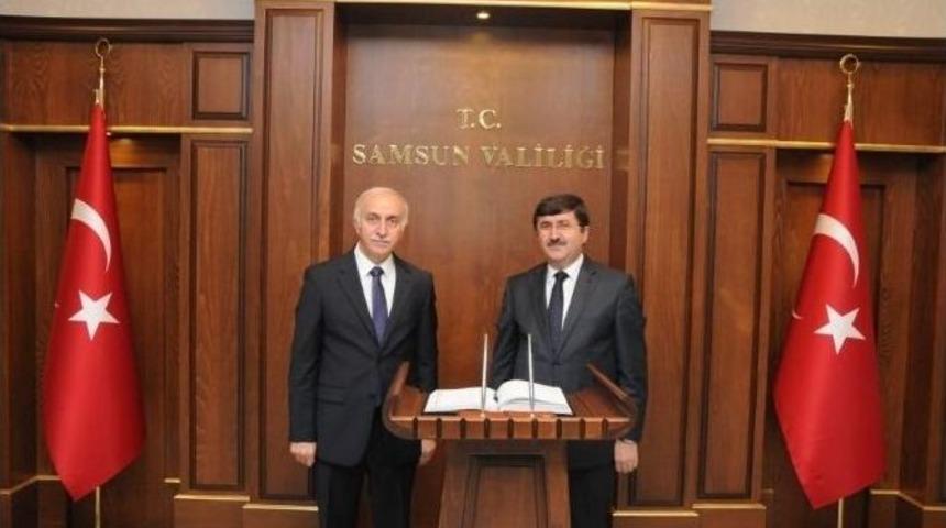 Trabzon Valisi &Ouml;z&rsquo;den Vali Şahin&rsquo;e Ziyaret