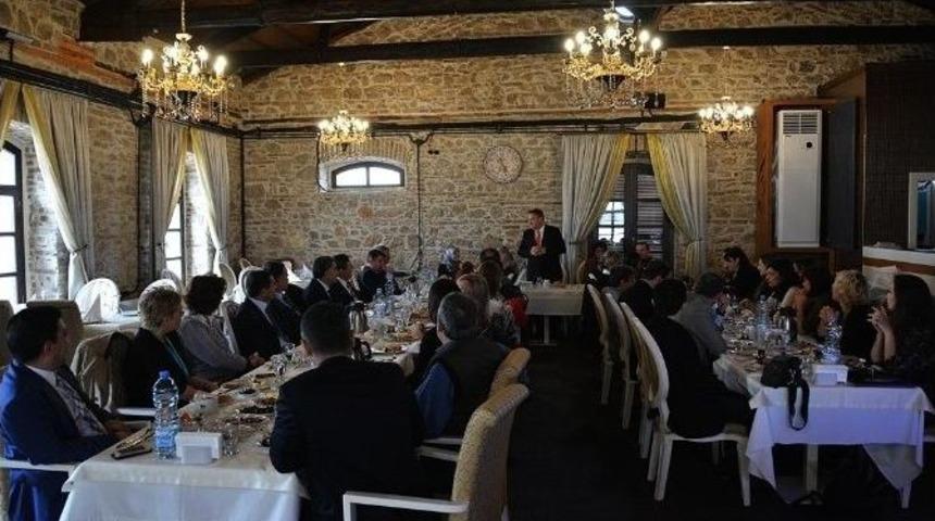 Diş Hekimleri Kahvaltıda Bir Araya Geldi