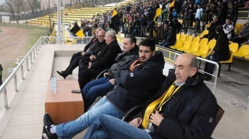 S&uuml;leymanpaşa Belediye Başkanı Eşkinat, Tekirdağspor&rsquo;u Destekledi